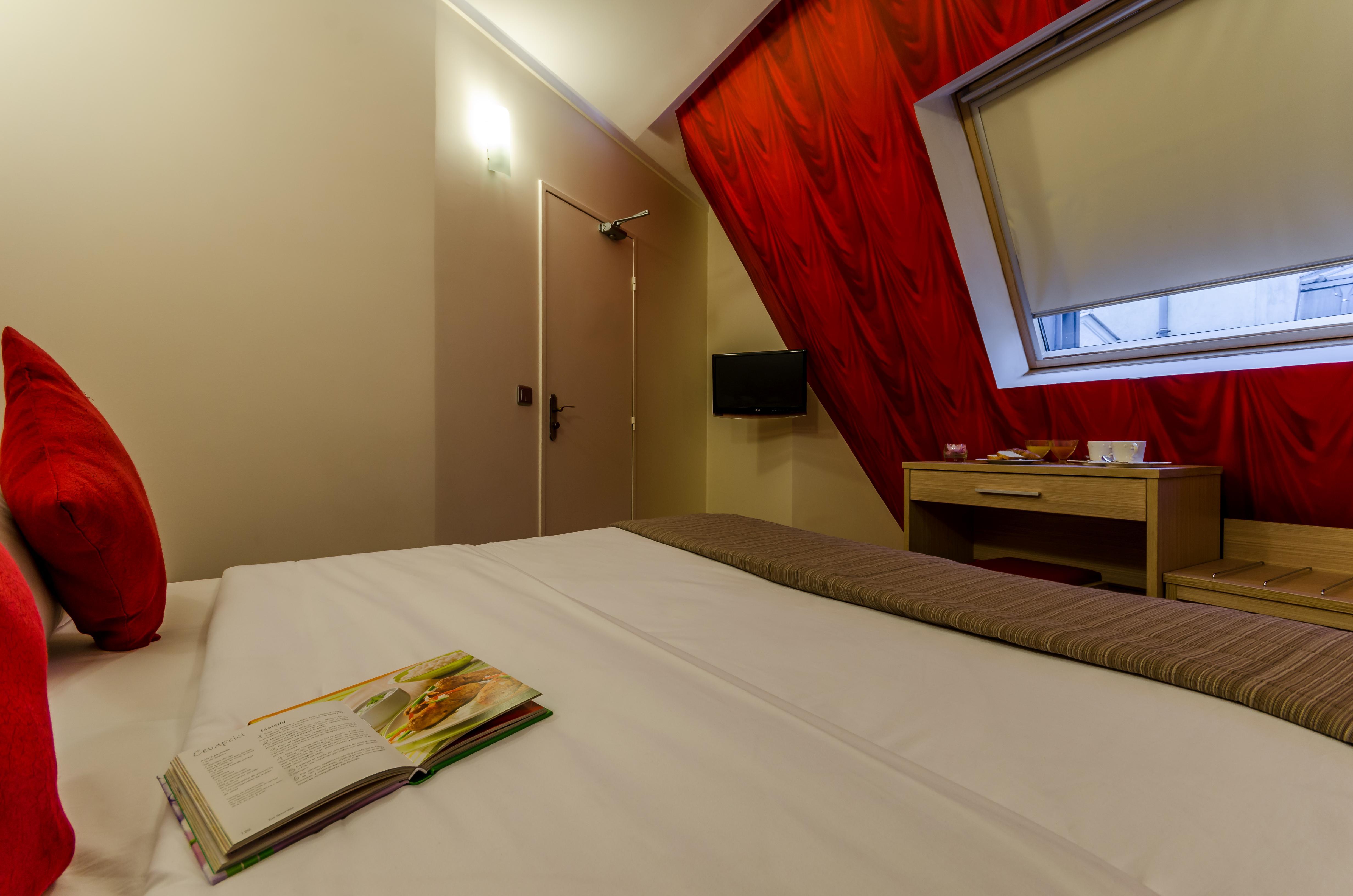 Hotel Riviera Renovated Paryż Zewnętrze zdjęcie