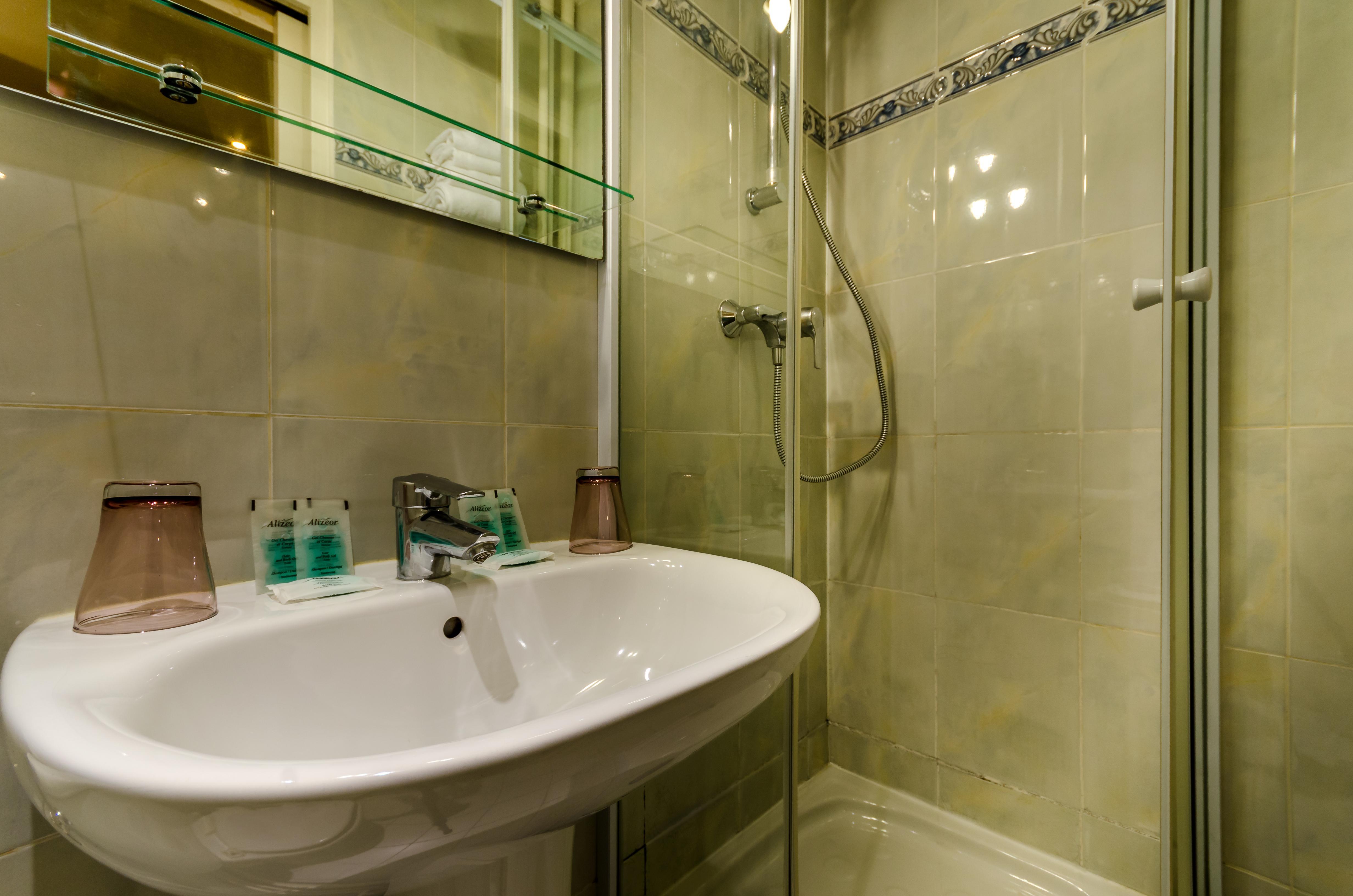 Hotel Riviera Renovated Paryż Zewnętrze zdjęcie