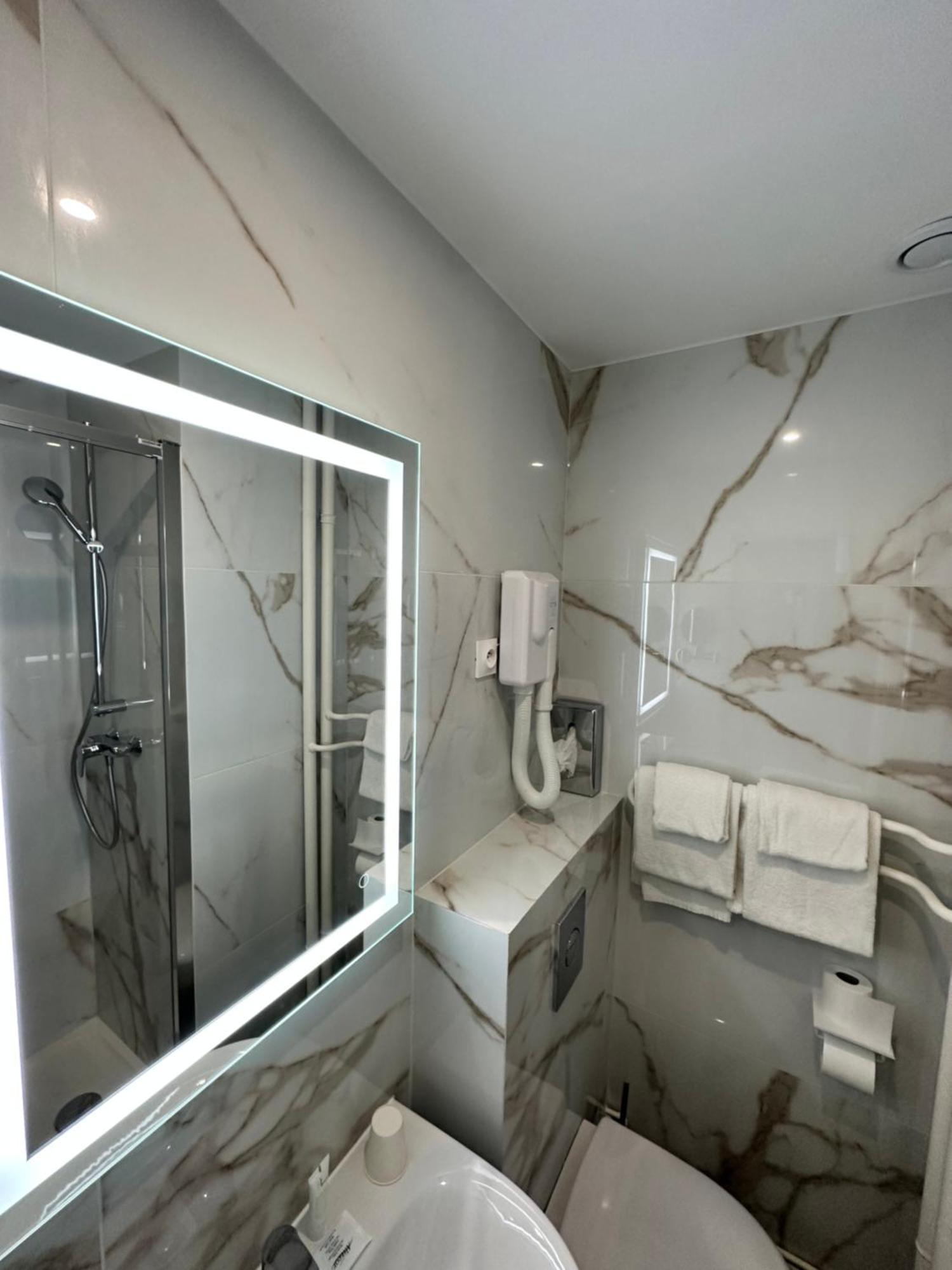 Hotel Riviera Renovated Paryż Zewnętrze zdjęcie